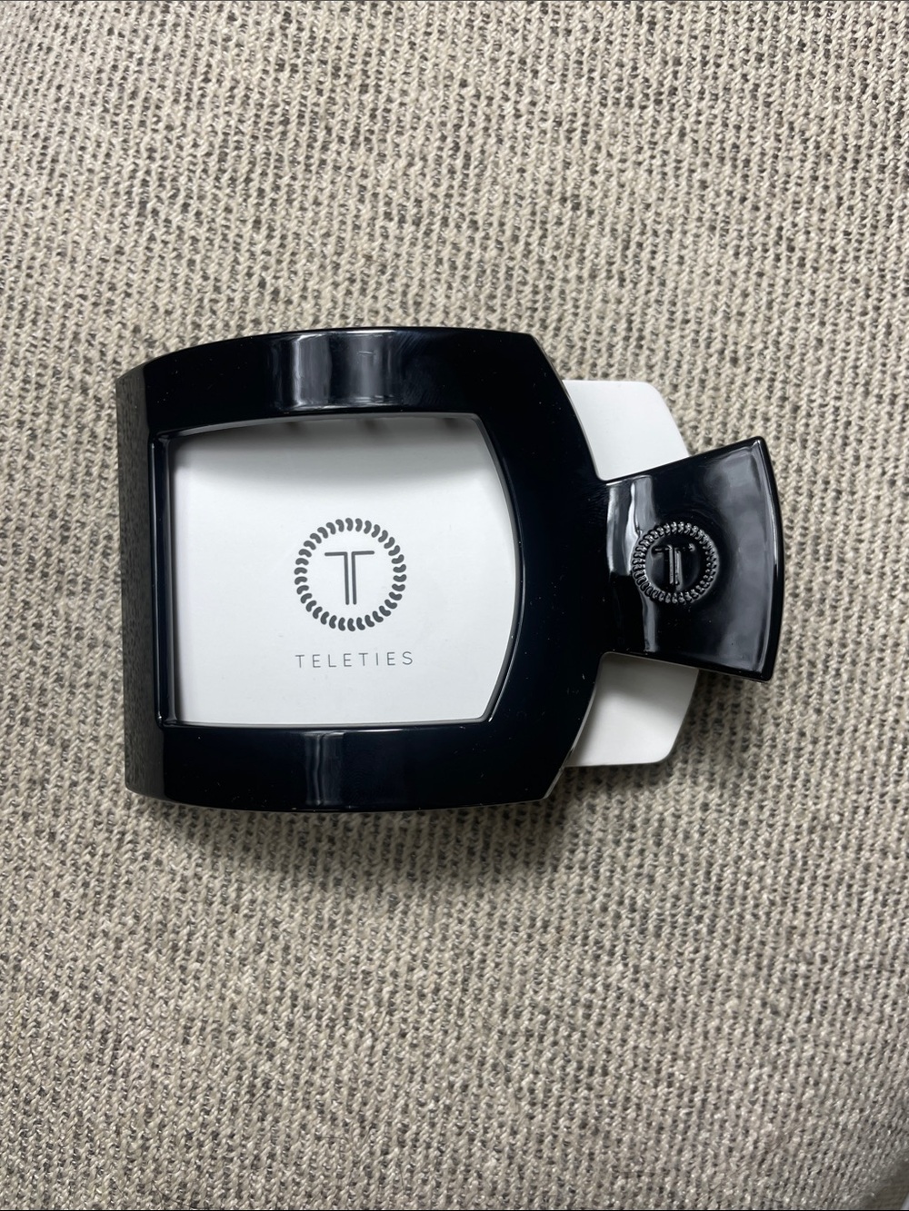 Teleties Black Hair Clip in Jet Black NWT